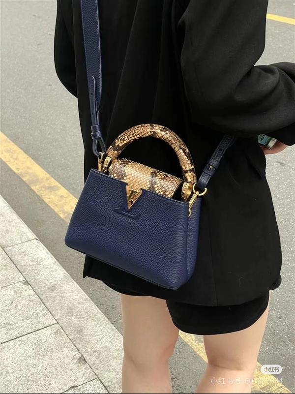 2026120164340144 800